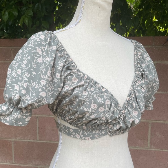 3 Pieces Size Medium Summer Tops Floral Print - Picture 11 of 16